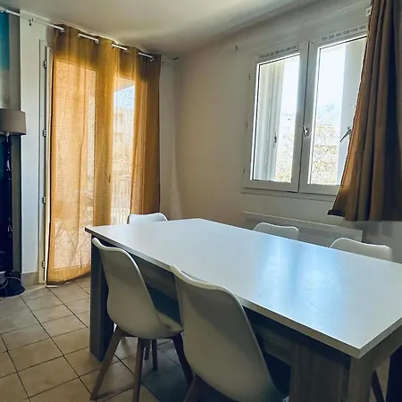 3 Lits Proche Mer, Centre-ville Et Commerces *