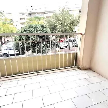 3 Lits Proche Mer, Centre-ville Et Commerces *