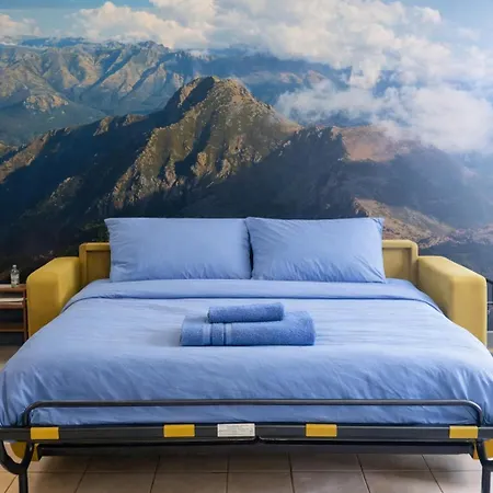 A La Decoration Originale 3 Lits Clim 2 Balcons Proche Centre Et Commerces Διαμέρισμα