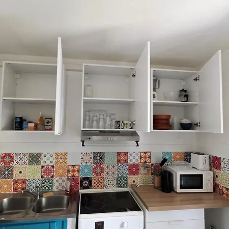 Διαμέρισμα A La Decoration Originale 3 Lits Clim 2 Balcons Proche Centre Et Commerces *