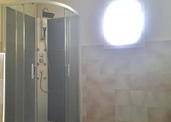 3 Lits Proche Mer, Centre-ville Et Commerces Bastia (Corsica)