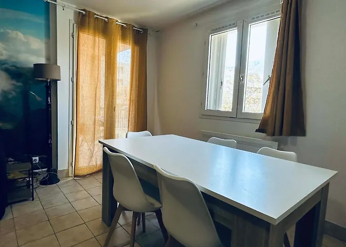 3 Lits Proche Mer, Centre-ville Et Commerces *